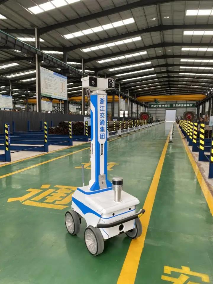 巡檢機器人小安